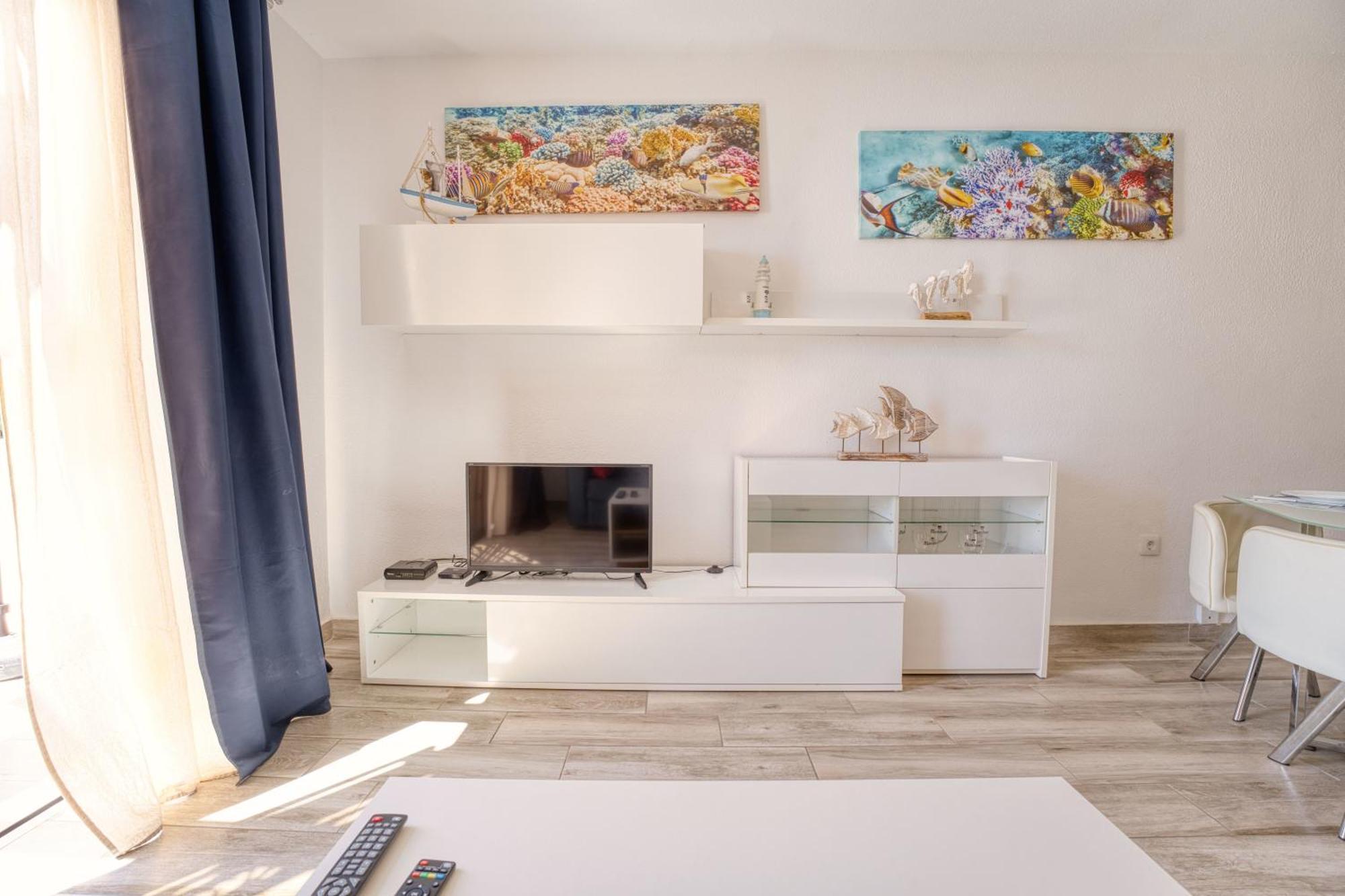 Appartamento Con 1 Camera Da Letto Con Vista Ov223 Адехе Екстериор снимка